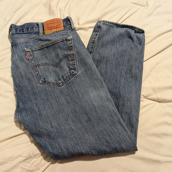 Vintage Levi's 501 Jeans Blue Denim Dark Wash Men's Size 38X32 - Picture 1 of 5